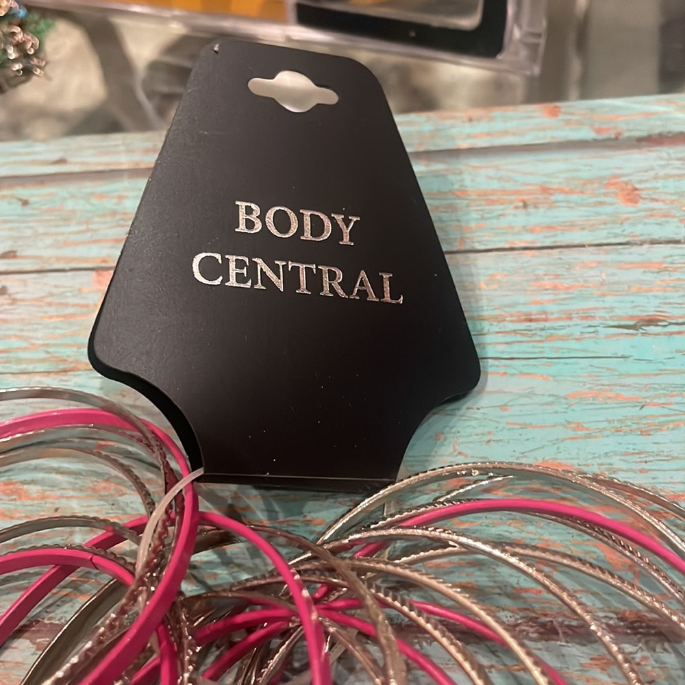 Body central pink and silver bangle bracelets - Picture 5 of 5